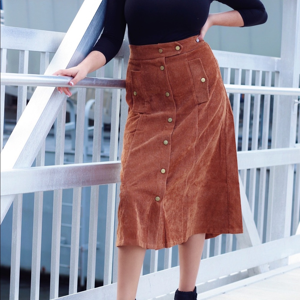 Midi Curdoroy Skirt